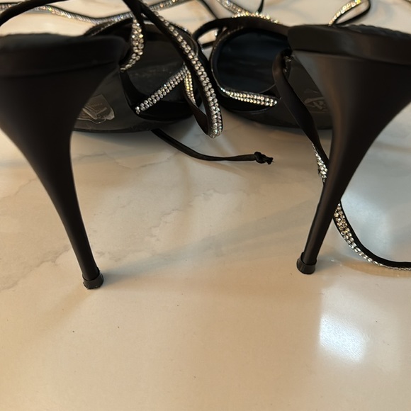 Steve Madden Larisa black strappy open toe sandal - Picture 4 of 5